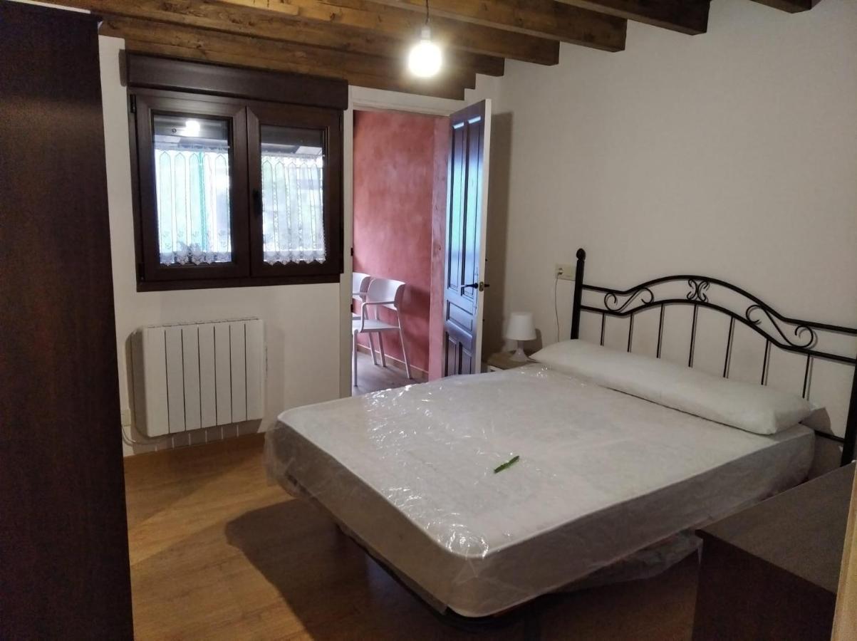 Vila Apartamento Alba Infiesto Exteriér fotografie